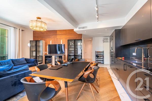 Appartement F4 à vendre  4 pièces - 95,42 m 2   BEAULIEU SUR MER  - 06