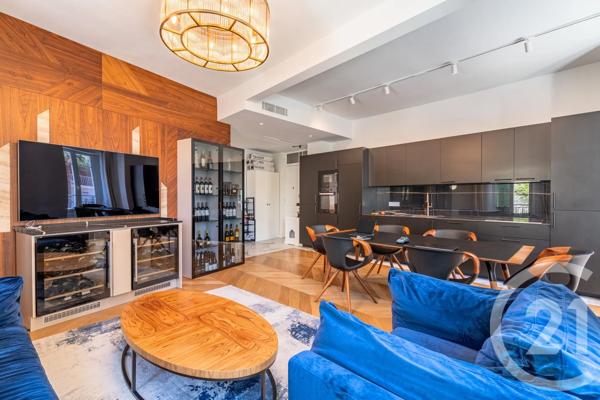 Appartement F4 à vendre  4 pièces - 95,42 m 2   BEAULIEU SUR MER  - 06
