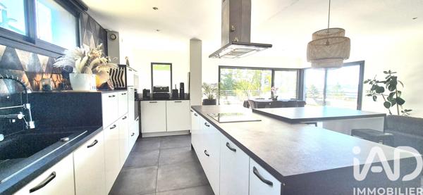 Maison à vendre 5 pièces 150 m² Planfoy