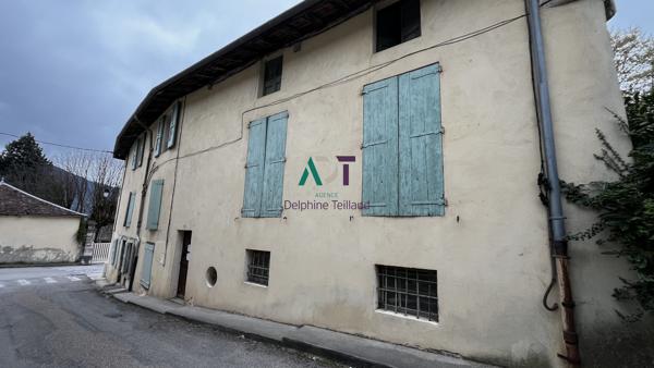 Ensemble immobilier à réhabiliter