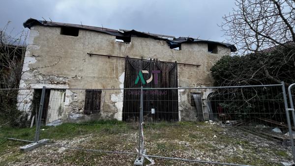 Ensemble immobilier à réhabiliter