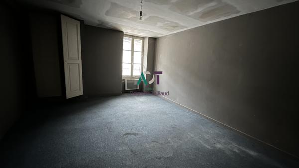 Ensemble immobilier à réhabiliter