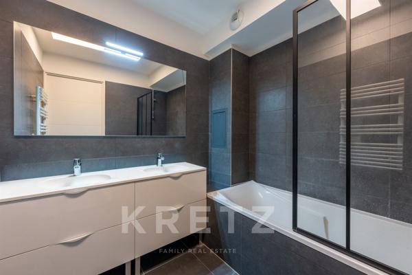 EXCEPTIONNEL - 4 pièces avec toit-terrasse - Immeuble récent
