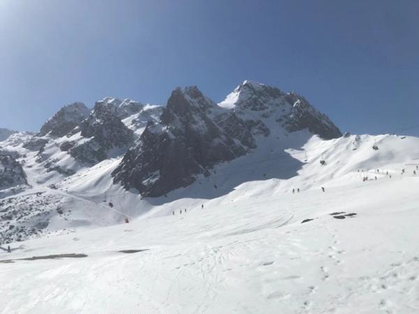 Appartement à vendre 2 pièces LA MONGIE (65) avec balcon, cellier, casier à ski et parking intérieur.