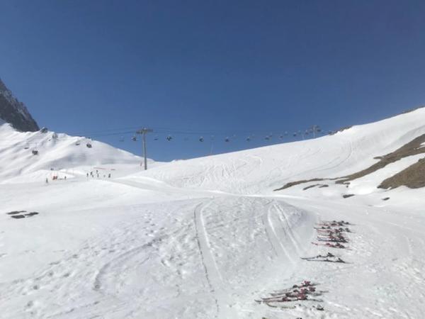 Appartement à vendre 2 pièces LA MONGIE (65) avec balcon, cellier, casier à ski et parking intérieur.