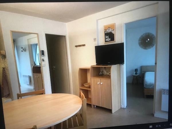 Appartement à vendre 2 pièces LA MONGIE (65) avec balcon, cellier, casier à ski et parking intérieur.