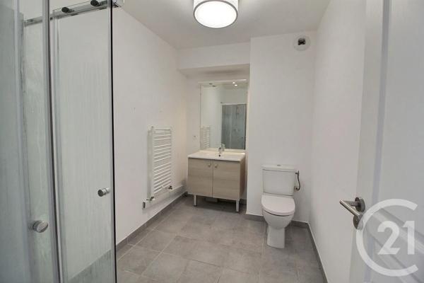 Appartement F2 à vendre  2 pièces - 45 m 2   CHATEAUNEUF GRASSE  - 06