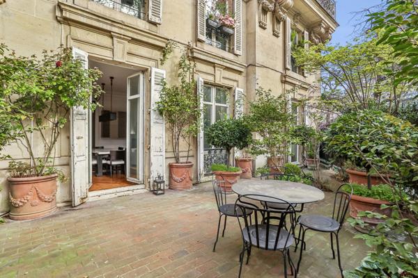 Paris (75017) Nue-Propriété Paris 17 WAGRAM Appartement 4 pièces 108m² avec jardin