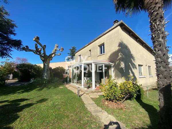 Maison Valence 8 pièce(s) 205 m2