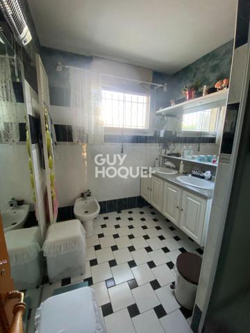 Maison Valence 8 pièce(s) 205 m2