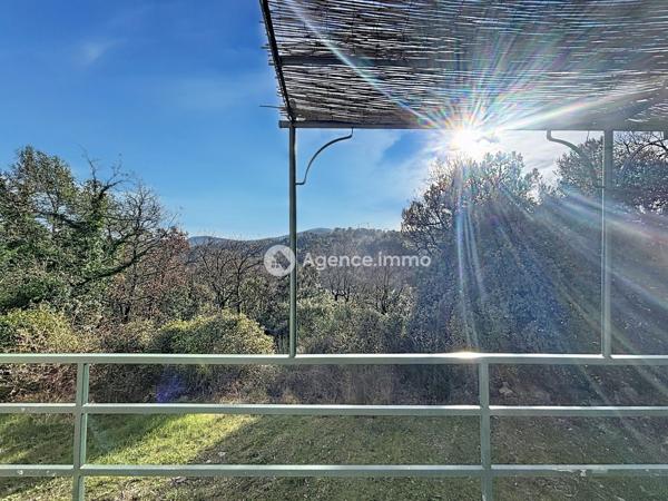 À vendre - Maison individuelle, 5 pièces située à Sainte-Anastasie-sur-Issole (83136)