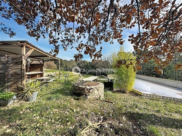 À vendre - Maison individuelle, 5 pièces située à Sainte-Anastasie-sur-Issole (83136)