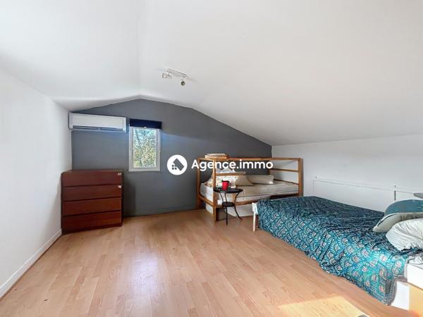 À vendre - Maison individuelle, 5 pièces située à Sainte-Anastasie-sur-Issole (83136)