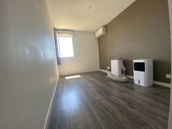 Appartement Marseille 3 pièce(s) 67.91 m2