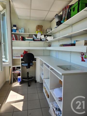 Immeuble à vendre  328,83 m2 SAIX - 81