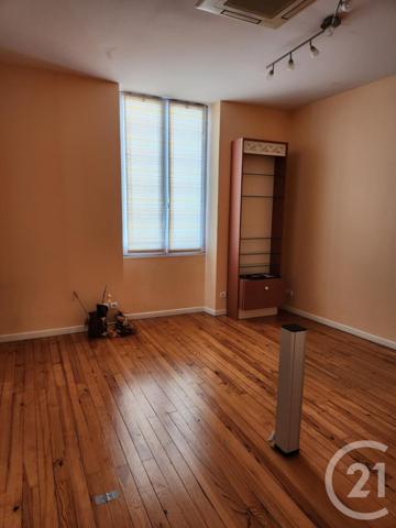 Immeuble à vendre  328,83 m2 SAIX - 81