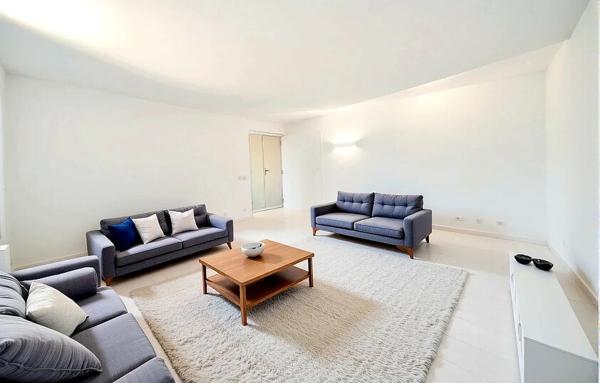 Appartement rénové d’environ 90 m2 - Montélimar