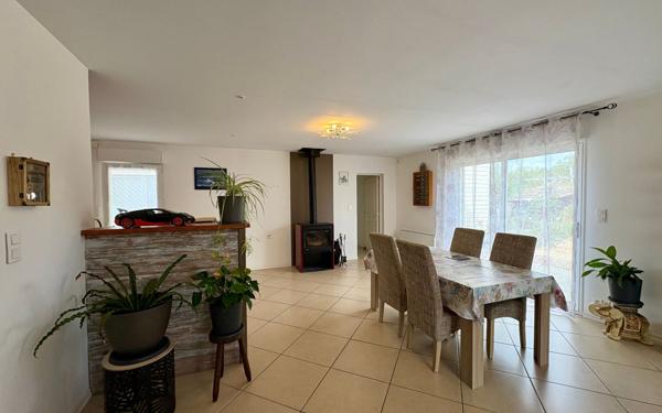 Maison à vendre    4 pièces •  Lavoux