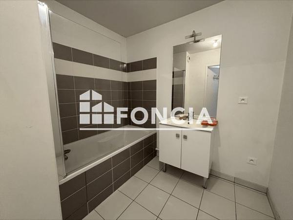 Location Appartement 3 pièces 61.05 m² - 134 BOULEVARD JEAN JAURES Joue Les Tours 37300