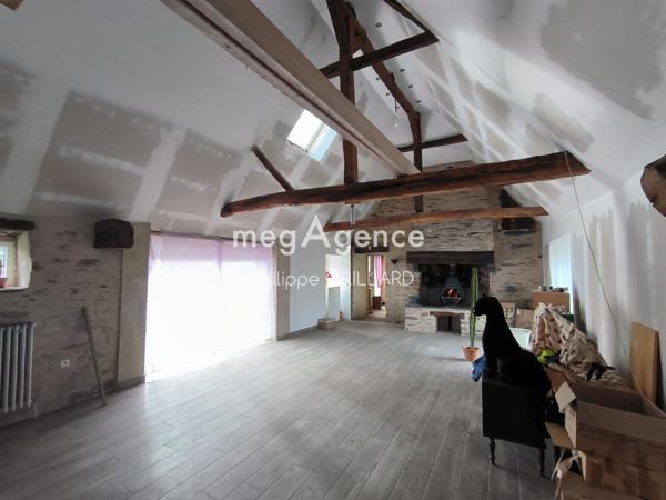 Maison à OMBREE D ANJOU, 49420 - 5 pièces 147m²