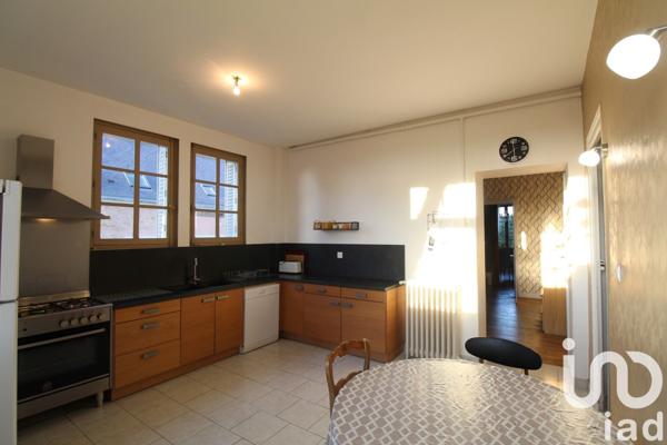 Maison 12 pièces de 292 m² à Écommoy (72220)