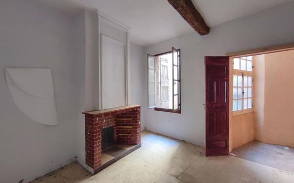 Immeuble à vendre    7 pièces •  Pézenas