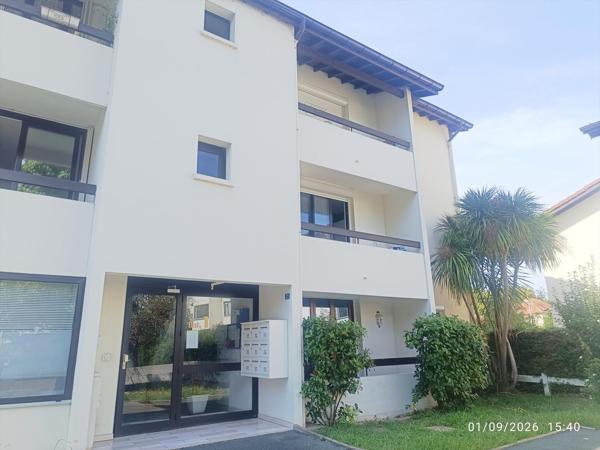 ANGLET appartement de 70 M2 de type T3 traversant