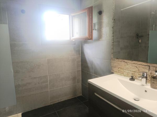 ANGLET appartement de 70 M2 de type T3 traversant