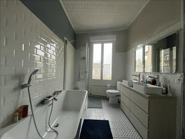 Maison à vendre |  Langoiran |  5 pièces | 120 m²