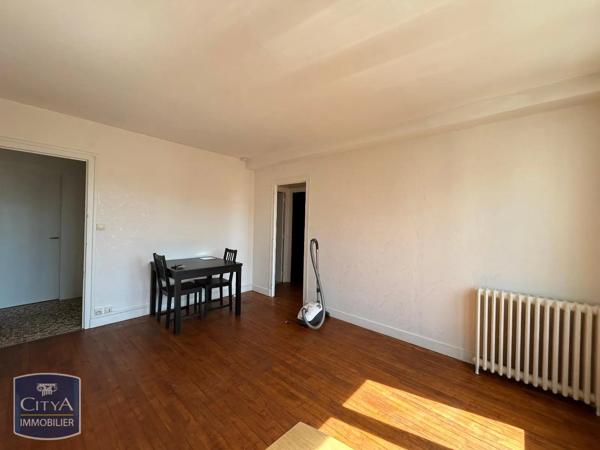 Appartement à louer 3 pièces 47.74m² Angers (49000)