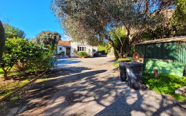 Maison à vendre    3 pièces • 108 m2 Le Cannet