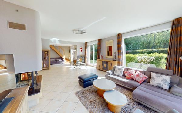 Maison à vendre    6 pièces • 139 m2 Magny-le-Hongre