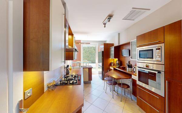 Maison à vendre    6 pièces • 139 m2 Magny-le-Hongre