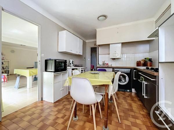 Appartement F3 à vendre  3 pièces - 72,58 m 2   BAGNOLS SUR CEZE  - 30