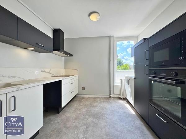 Appartement à vendre 4 pièces 61.56m² Maubeuge (59600)