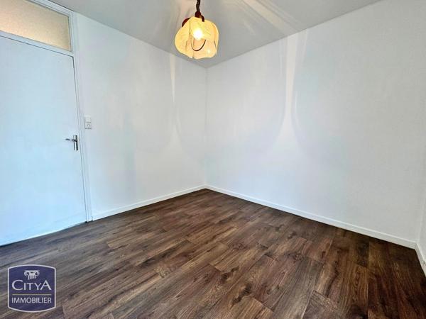 Appartement à vendre 4 pièces 61.56m² Maubeuge (59600)