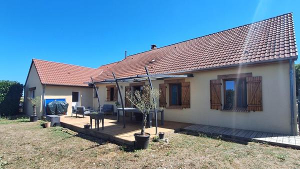 Maison 5 chambres, double garage et jardin