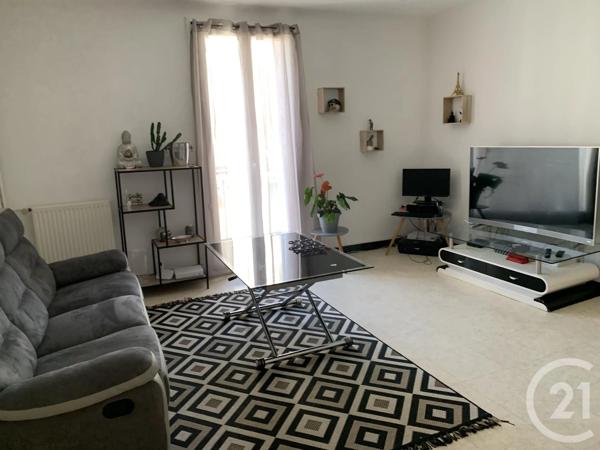 Appartement F3 à vendre  3 pièces - 67 m 2   CLERMONT L HERAULT  - 34