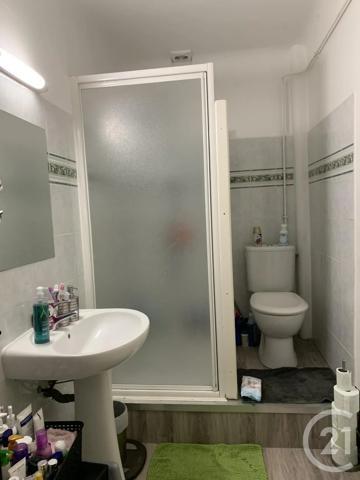 Appartement F3 à vendre  3 pièces - 67 m 2   CLERMONT L HERAULT  - 34