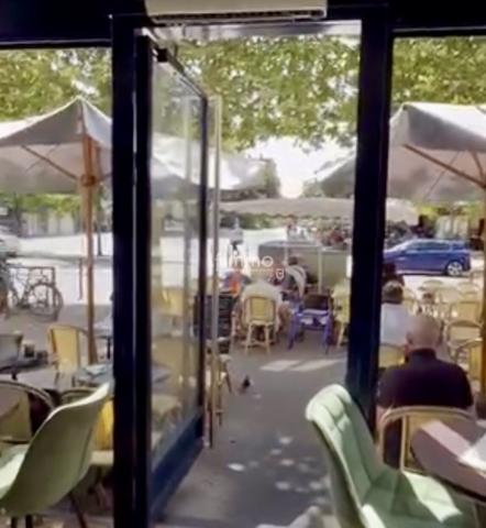 Murs d’un restaurant à Vincennes avec F2