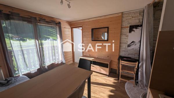 Appartement 2 Pièces avec balcon exposé plein Sud sans vis à vis avec vue imprenable sur les montagnes