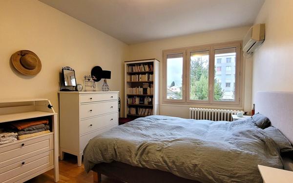 Maison à vendre    4 pièces •  Orléans