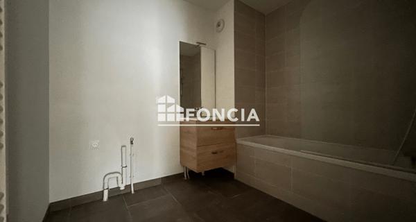 Location Appartement 3 pièces 63 m² - Lens 62300