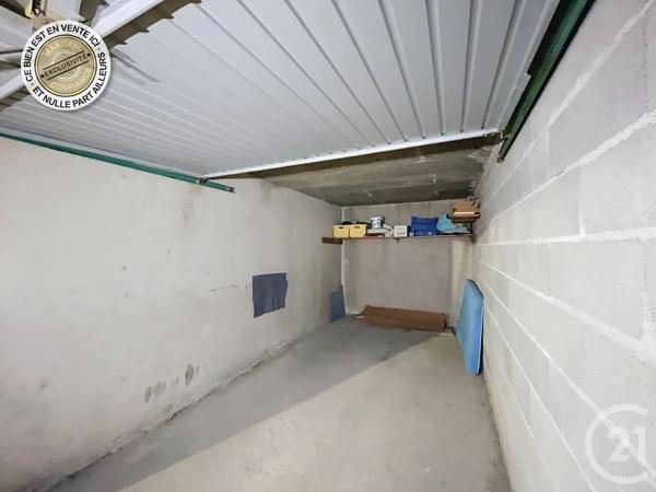 Parking à vendre  12 m 2   LE BARCARES  - 66