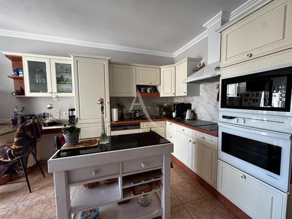 Appartement Lézignan-corbieres 6 pièce(s) 102 m2