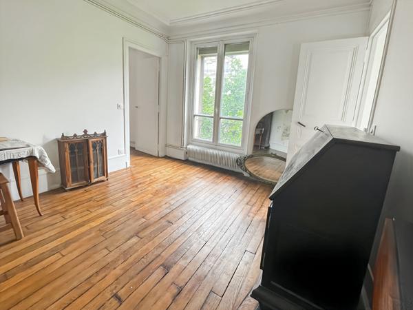 Appartement Paris 3 pièce(s) 65 m2