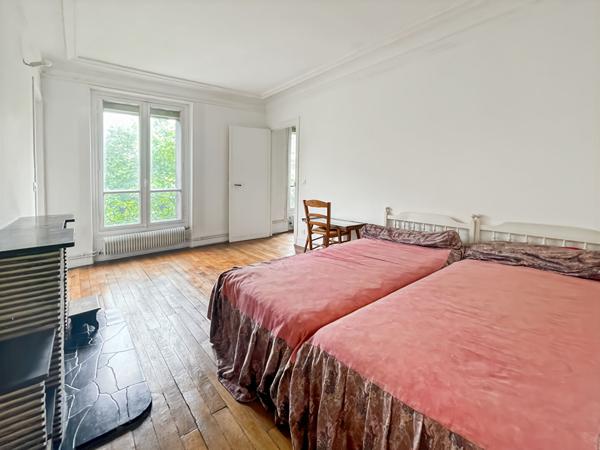 Appartement Paris 3 pièce(s) 65 m2