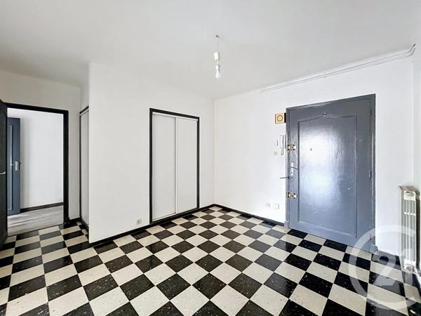 Appartement F5 à vendre  6 pièces - 144,80 m 2   BEZIERS  - 34