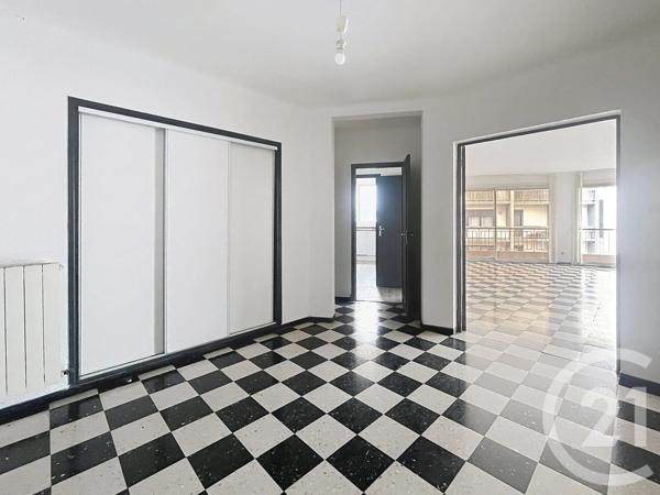 Appartement F5 à vendre  6 pièces - 144,80 m 2   BEZIERS  - 34