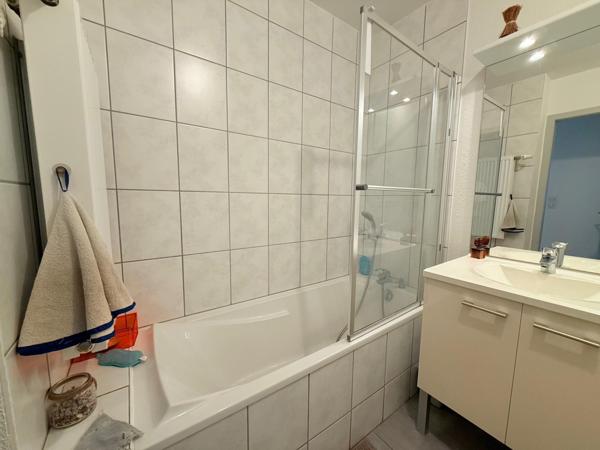 F3 avec terrasse, ascenseur au centre de Brunstatt